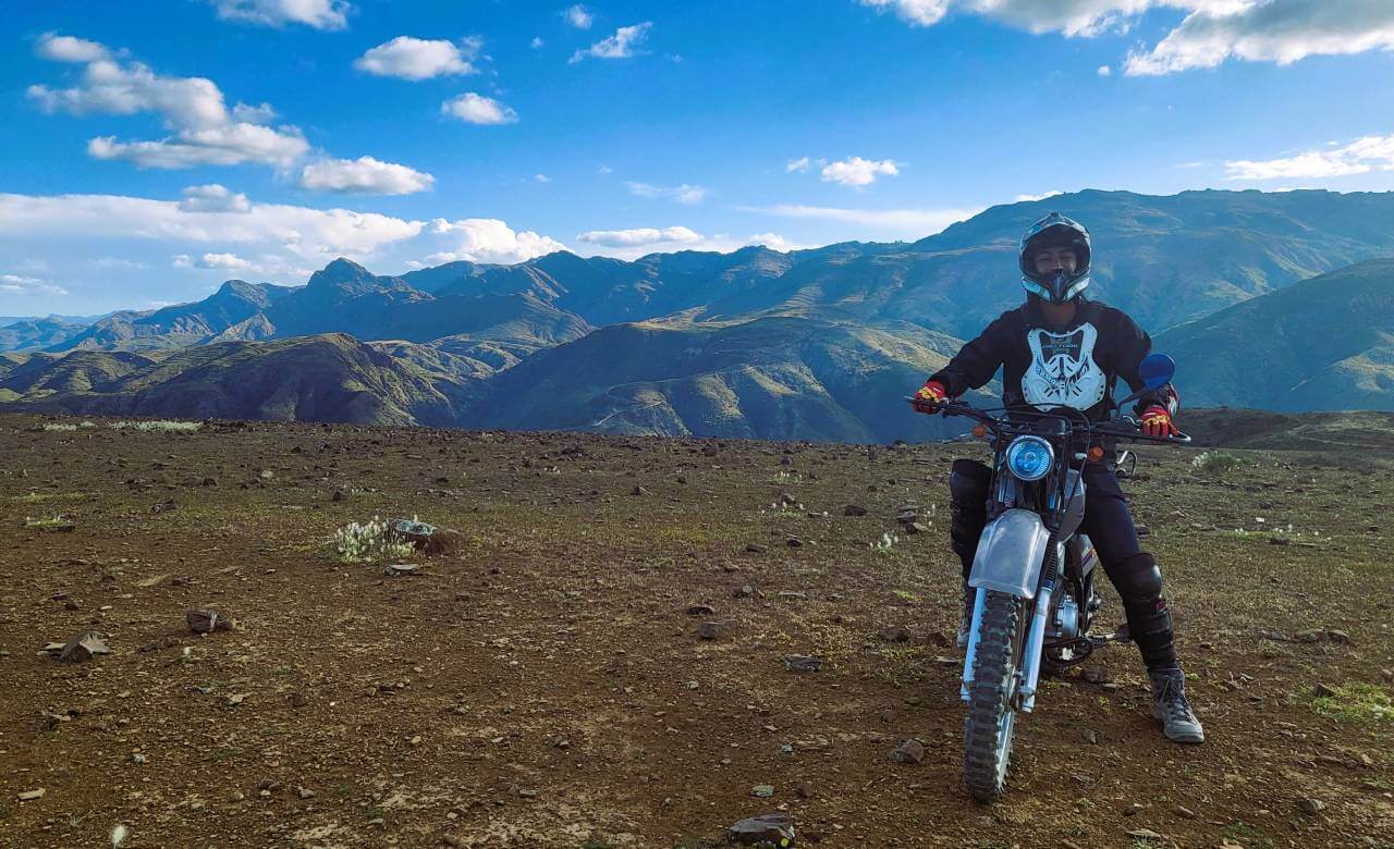 Enduro motorcycle tour near Sucre Bolivia 5